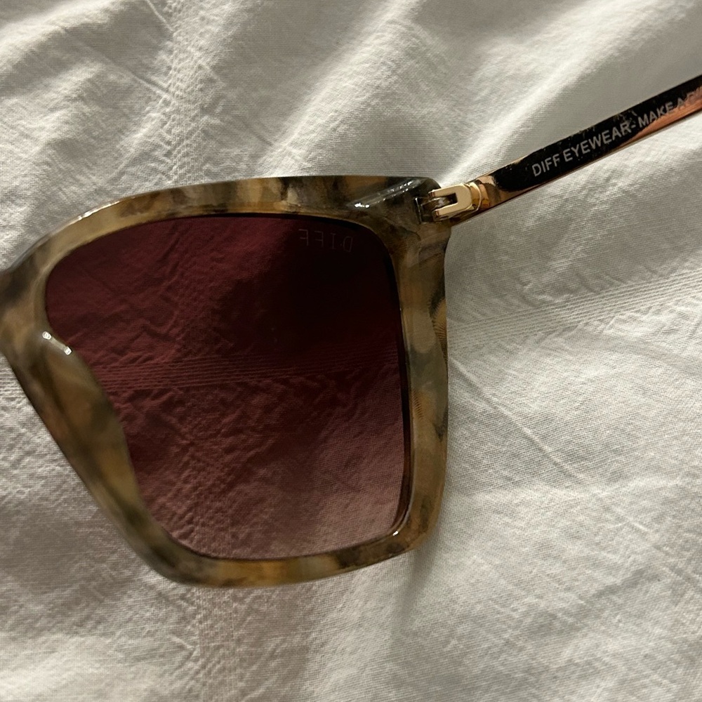 Diff Eyewear “Heidi” Sunglasses - image 5